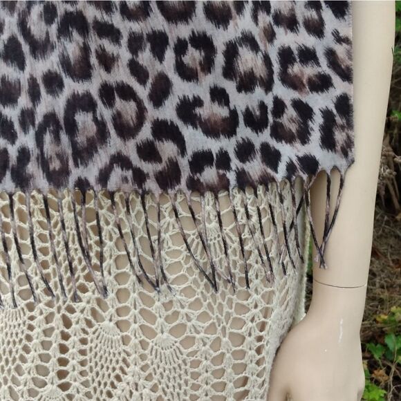 NWOT PRESTON & YORK Leopard Print 100% Acrylic Scarf Wrap with Fringe - Picture 7 of 13